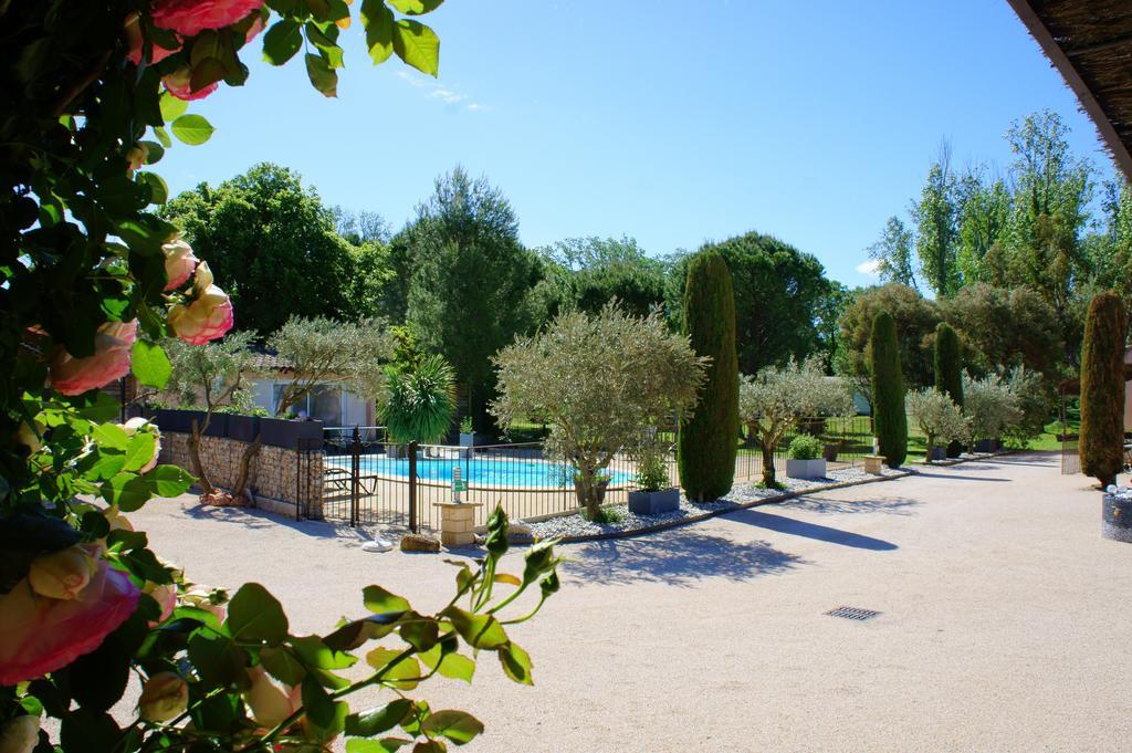 Residence Les Peupliers Loriol-du-Comtat Bagian luar foto